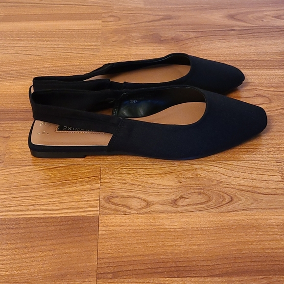 Shoes - Picture 2 of 2